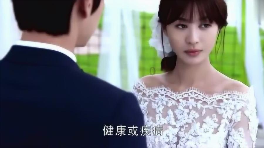 罗马诺：最后48小时尤文仍在努力签中场，阿尔卡拉斯是候选之一